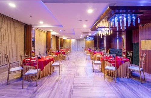 Indore Hotel | Treebo Musk