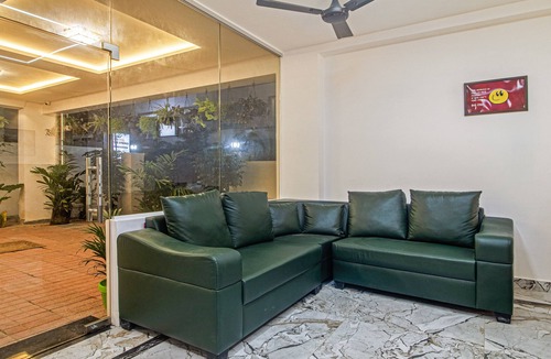 Kondapur Hotel | Treebo Navya The Park