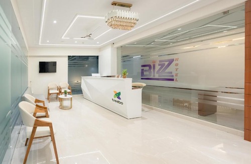 Thaltej Hotel | Treebo Premium Bizz
