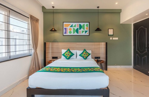 Gachibowli Hotel | Treebo Premium Vapr Ashok Nagar