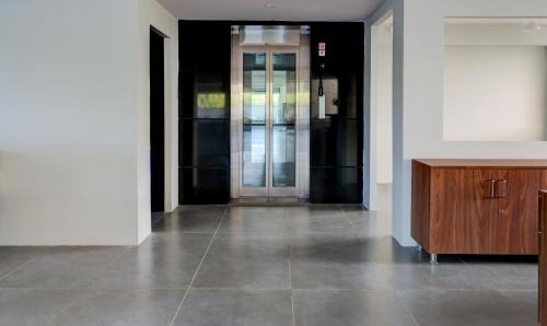 Rushikonda Hotel | Treebo Rushi Grand, 1 km to Rushikonda Beach
