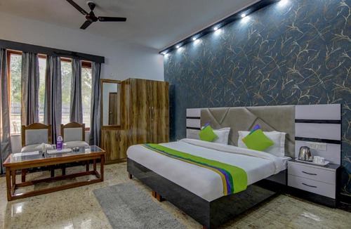 IMT Manesar Hotel | Treebo Sai Village, Manesar