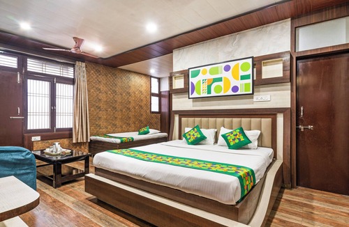Sarnath Hotel | Treebo Saumendra Residency