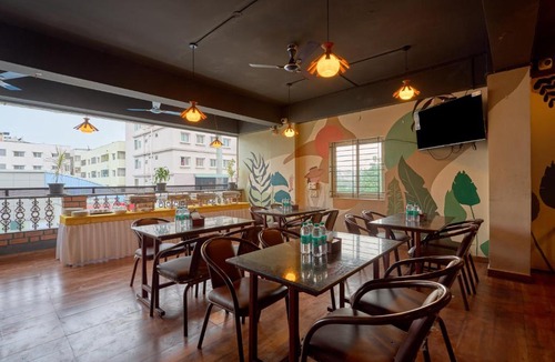 RR Nagar Hotel | Treebo Three Street Inn RR Nagar