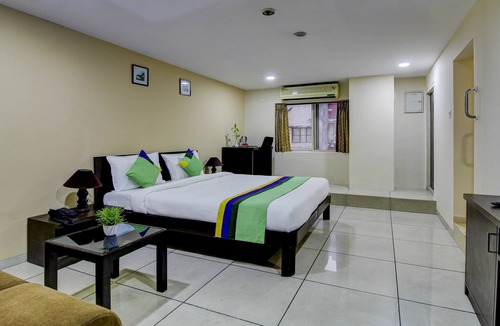 Mahabaleshwar Hotel | Treebo Trend La Paradise, Pune