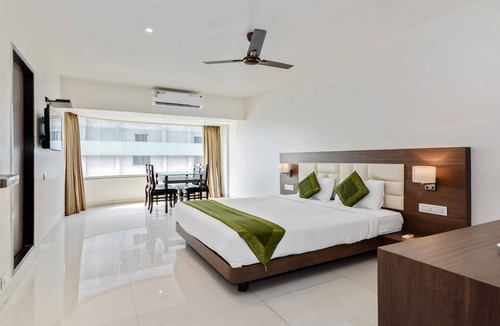 Navi Mumbai Hotel | Treebo Trend Staycation Holiday