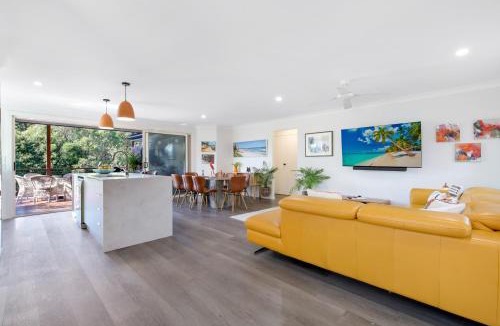 Boambee East House | Treetops on Seabreeze