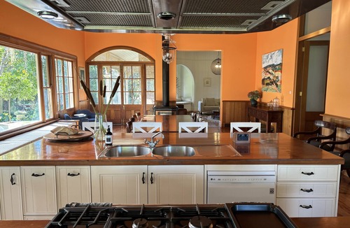 Byng House | Tremearne Homestead 4 acre garden 400 acre farm