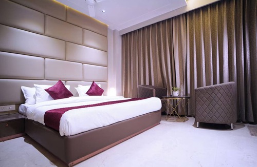 Gwalior Hotel | Trevon Siya Ramaya Inn