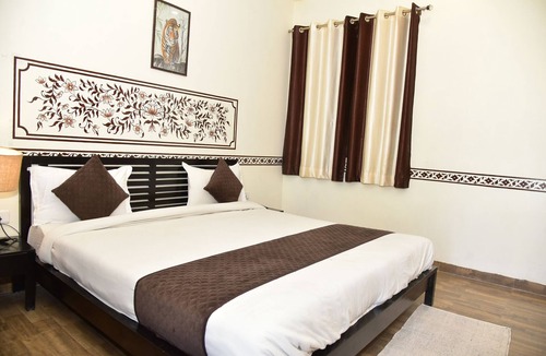 Sawai Madhopur Hotel | Trinetra Villa Ranthambhore