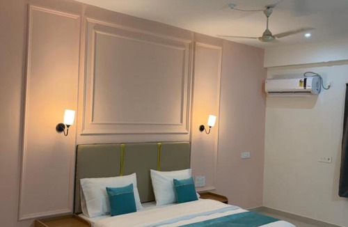 Marhi Hotel | Triple A By Hotel Ashiyana