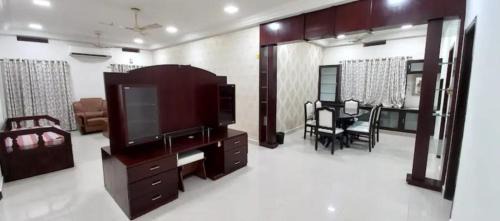 Ibrahimpatan House | Truffle stays-Vigneswara