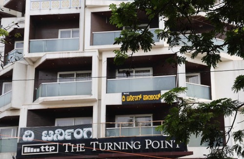 Pulikeshi Nagar Apartment | Turning point, Frazer Town