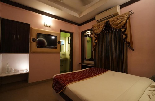 Vannarpettai Hotel | TVK Regency