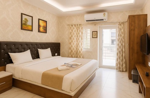 Tuljapur Hotel | Twarita Executive Lodge