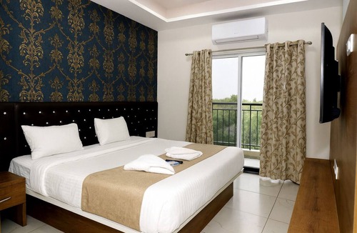 Tuljapur Hotel | Twarita Executive Lodge