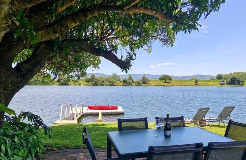 South Murwillumbah House | Tweed River Waterfront Cottage