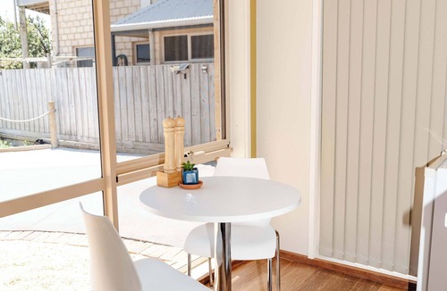Port Campbell Villa | Twelve Apostles Beach House-STUDIO