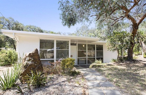 Anglesea House | Twiggy, Anglesea