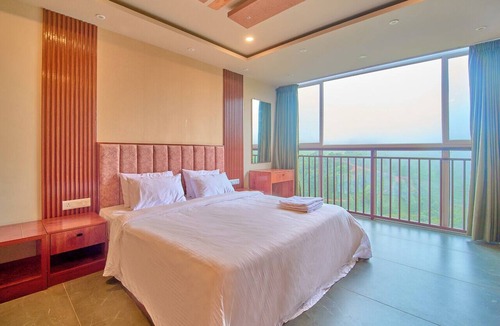 Elappara Hotel | Twinridge Heights Vagamon by VOYE HOMES