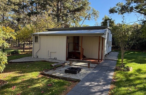 Wyberba Ski Chalet | Two bedroom Cottage max. 4 guests
