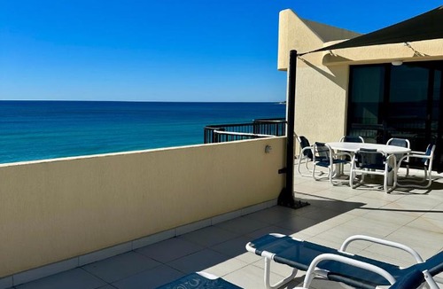 Tugun Apartment | Two Bedroom Ocean View Penthouse at Pelican Sands