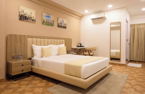 Sheshadripuram Hotel | U by Z Hotels, Seshadripuram