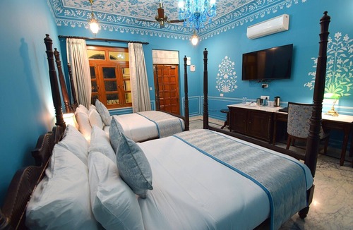 Rajawas Hotel | Umaid Farm Resort - A Legacy Vintage Stay in Jaipur