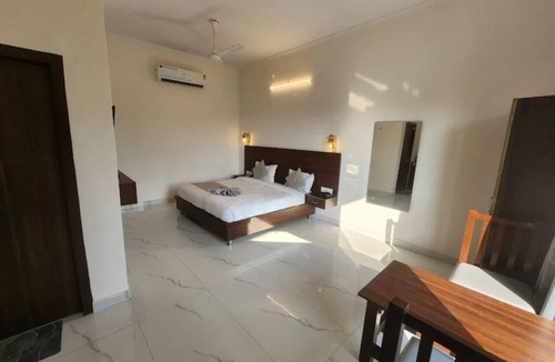 Bail Parao Hotel | Unit 1 - Corbett The Vedant
