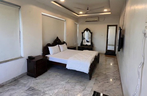 Nagpur Hotel | Urban Nest