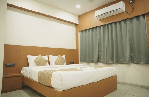 Nagpur Hotel | Urban Stays Service Apartment