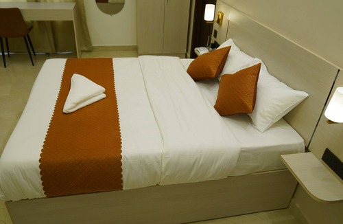Madhapur Hotel | Ustay