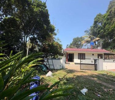 Udumbanchola House | Valley Homestay