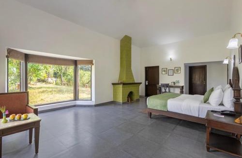 Sona Nadi Range Hotel | VANVASA RESORTs