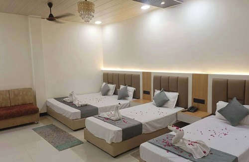 Varanasi Hotel | Varanasi Hotel Rudram Inn