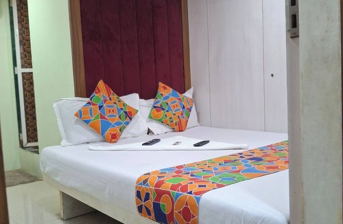 Wellington Pier Hotel | Venus Guest House
