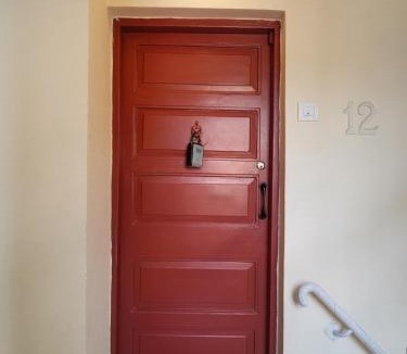 Pali Hill Apartment | Vera Modern 1BHK in Khar W by SquareOne Stays