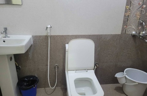 Bengaluru Hotel | Veritas grand