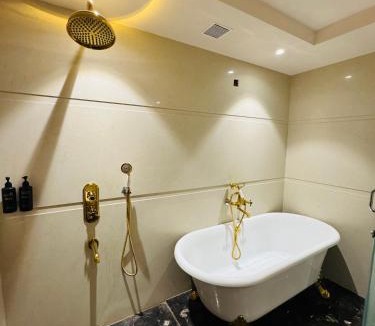 Jabalpur Hotel | Vetiver Grand