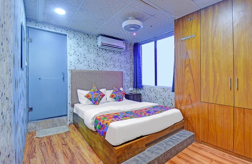 Aundh Hotel | Via Arya Inn