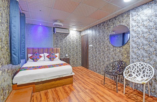 Aundh Hotel | Via Arya Inn
