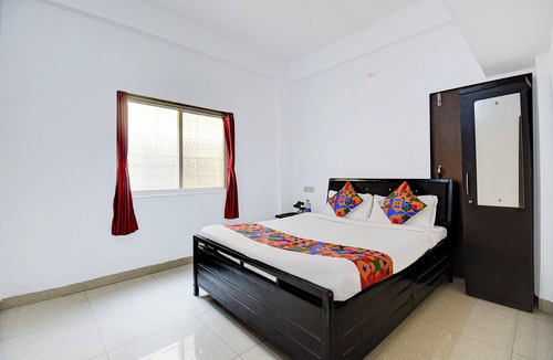 Pune Hotel | Via Royal Stay I