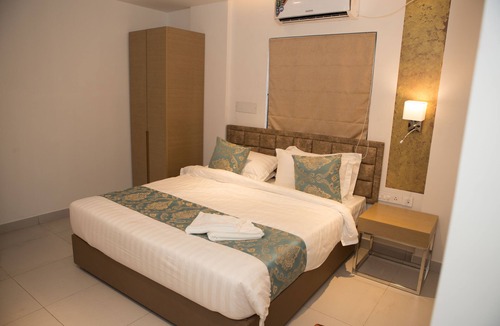 Kalyan Nagar Hotel | Vihaari 24 Business Hotel