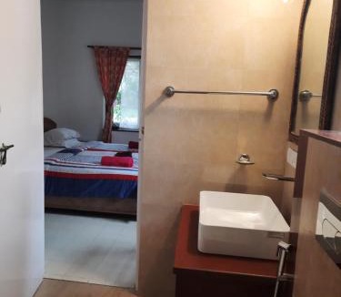Cavelossim Villa | Vila Romila