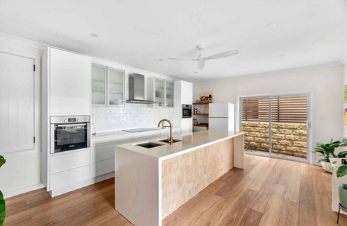 Collaroy Beach Apartment | Villa Capriccio - Bottom floor Apartment