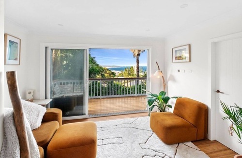 Collaroy Beach Apartment | Villa Capriccio - Bottom floor Apartment