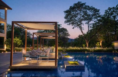 Bedla Resort | Villa Le Palm Luxury Resort Near Fateh Sagar Lake 3 KM Udaipur