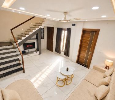 Indore Villa | Villa Vista - Luxury 3BHK Villa with Penthouse & Private Bathtub