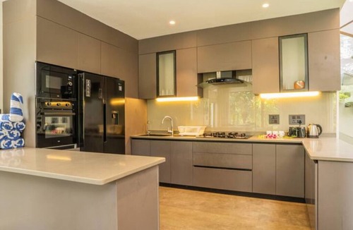 Nagoa Villa | Vilmaris 4BHK Saligao with Private Pool & Jacuzzi