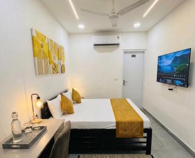 Delhi Hotel | Virmang Palace